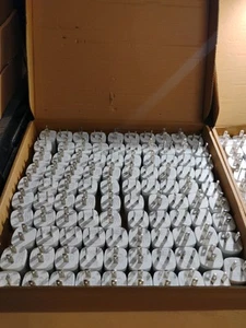 100 PCS Wholesale USB Wall Charger Cube Plug Power Charging Adapter Brick WHT - Picture 1 of 4