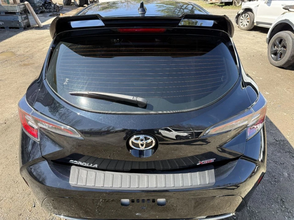2020-2022 Toyota Corolla Tail Gate Black With Spoiler Hatchback Foto 1 de 4