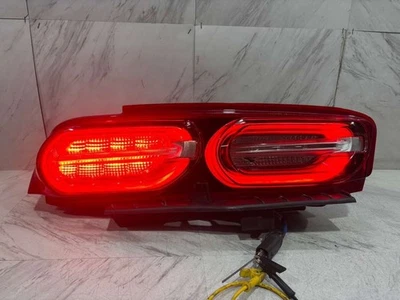 2019 2024 CHEVROLET CAMARO OUTER TAIL LIGHT ASSEMBLY OEM LEFT SIDE LED 86526050 - Image 1 of 4