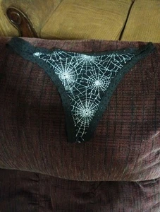 victoria secret v string thong Small - Picture 1 of 2