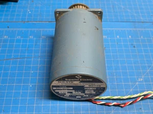 Superior Electric Synchronous Stepping Motor 2.27 VDC 7.0A 200 steps M093-FD14U - Picture 1 of 2
