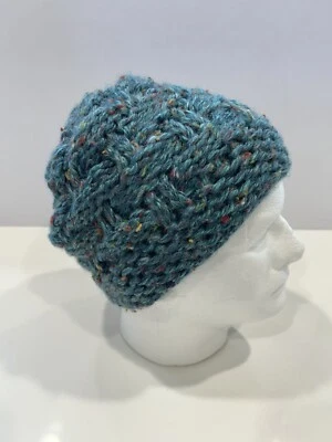 Gorro hecho a mano de mezcla de lana Foto 1 de 2