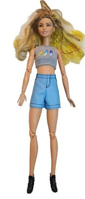  2017 Fashionistas 娃娃 #87 西班牙裔 BARBIE Rockstar 罕见 Made to Move C378G  — 第 1/4 张图片