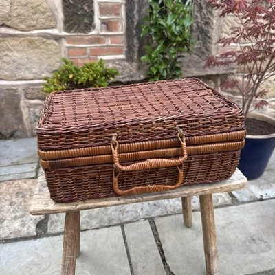 Wicker Hamper Picnic Basket With Handle Toys Blankets Sticks Storage Box - Image 1 of 4