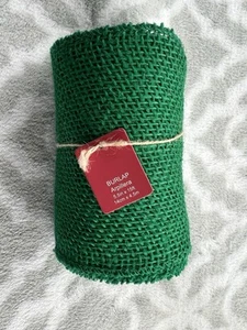Burlap 5.5"x 15ft Emerald Green NEW IN Pkg Crafts - Picture 1 of 5