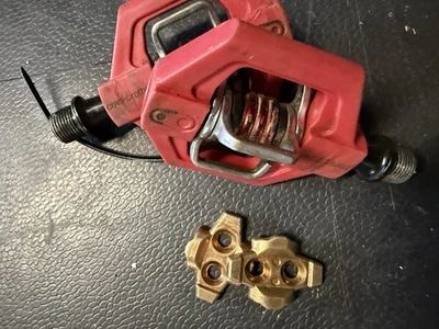 Crank Brothers Candy 1 Clipless pedals   Red And Cleats - image 1 of 4