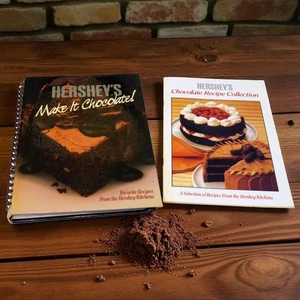 Hershey's Make It Chocolate Cookbook 1987 From Hershey Kitchens PLUS Freebee - Imagen 1 de 11