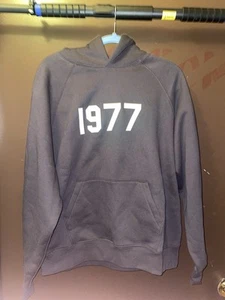 Essentials Men's Hoodie 1977 Size Large - Picture 1 of 5