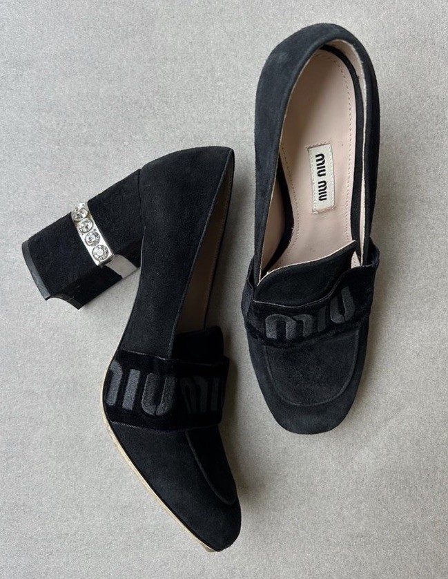 パンプス MIU MIIU 5I374E_008_F0003_F_055 RUCHES SUEDE PUMPS MIU MIIU 5I374E_008_F0003_F_055 RUCHES SUEDE PUMPS (MiuMiu