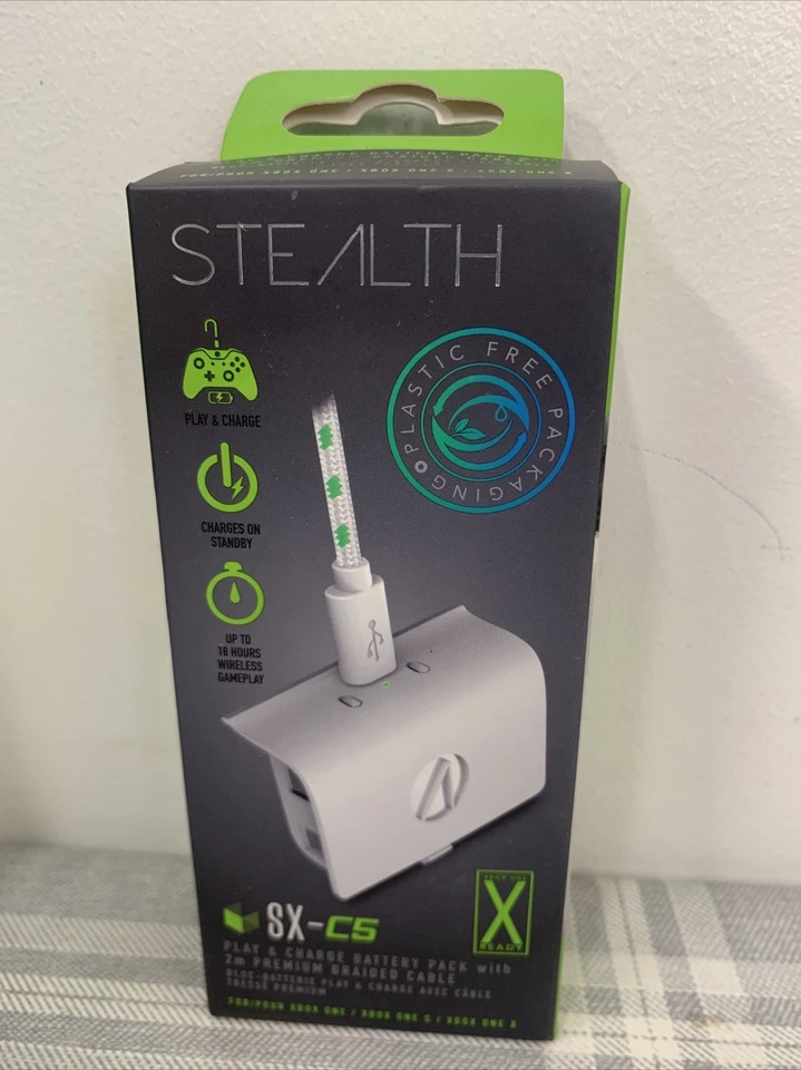 Stealth SX-C5 Single Play & Charge, Rechargeable Battery Pack, White (Xbox One). - Image 1 of 1