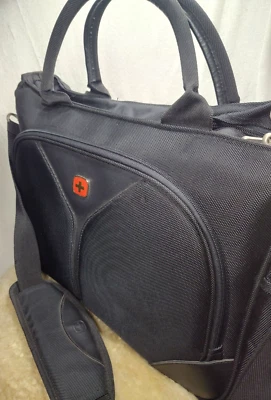 BOLSO PARA COMPUTADORA PORTÁTIL WENGER EJÉRCITO SUIZO MALETÍN ACOLCHADO DE MANO CON CORREA PARA EL HOMBRO Foto 1 de 4
