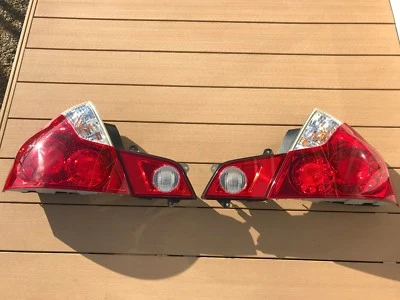 Luces traseras luces traseras JDM 2005 Nissan FUGA Y50 Infiniti M34 M45 GT FABRICANTE DE EQUIPOS ORIGINALES Foto 1 de 4