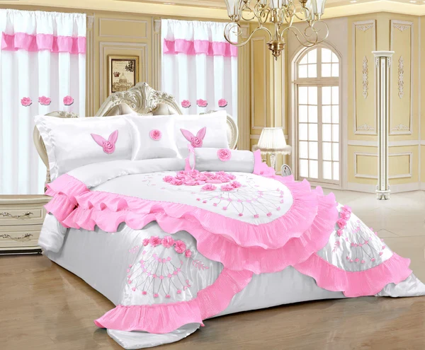 Elegant Ruffled Embroidered Bedspread Set – 7‑Piece Wedding Set Pink/White - Image 1 of 1