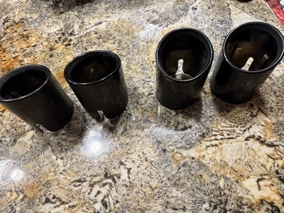 Puntas de escape cromadas negras BMW F90 M5 Competition Foto 1 de 4