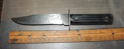 VINTAGE Utica Sportsman USA Fixed Blade Hunting Knife, 2-RIVET BLACK HANDLE - Image 1 of 4