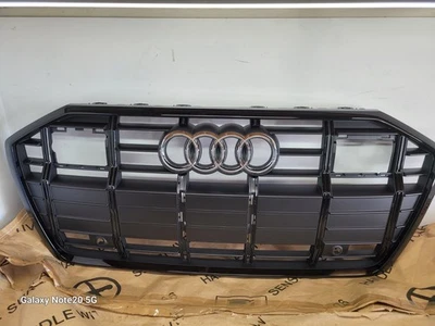 2020-2025 AUDI A6 ALLROAD ВЕРХНЯЯ РЕШЕТКА С ОТВЕРСТИЯМИ ДАТЧИКА ЧЕРНАЯ 4K0-853-651-J-VMZ - Изображение 1 из 4