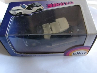 SIKU 2612 - MODELLINO VOLKSWAGEN 1303 CABRIOLET NUOVA CON SCATOLA - Immagine 1 di 2