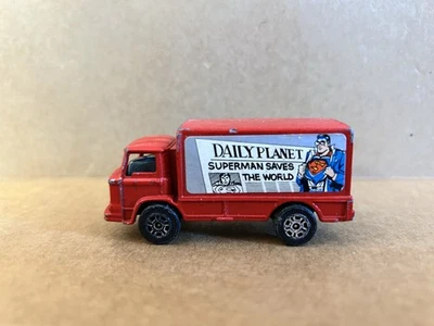Camión de reparto Corgi Juniors Superman Leyland Terrier Daily Planet de colección Foto 1 de 4