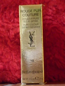 YSL ROUGE PURE COUTURE LIPSTICK 19 LE FUCHSIA 3.8g FULL SIZE NEW BOX SPF15 SATIN - Imagen 1 de 10