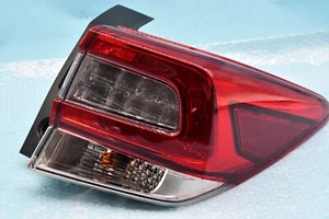 ✅ 2020-2023 Subaru Crosstrek Passenger Right Side Tail light OEM - Picture 1 of 13