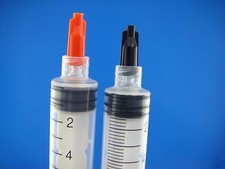 Black color syringe tip cap, Syringe Luer Stop Cap bag of 300Pcs