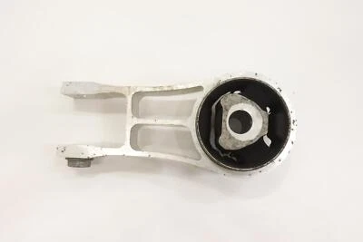 2020 - 2025 CHRYSLER VOYAGER 3.6L ENGINE REAR FRAME SUPPORT MOUNT OEM 68485537AA - Image 1 of 4