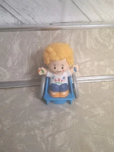  Fisher Price Little People Girl w/ Blonde Hair in Wheelchair Student Child - Picture 1 of 5