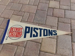1960's Vintage 2 ft Detroit Pistons Pennant - Picture 1 of 1