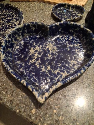 VTG Bennington Potteries Agate Pottery Heart Plate Rolled Edge Cobalt & Tan  - Image 1 of 4