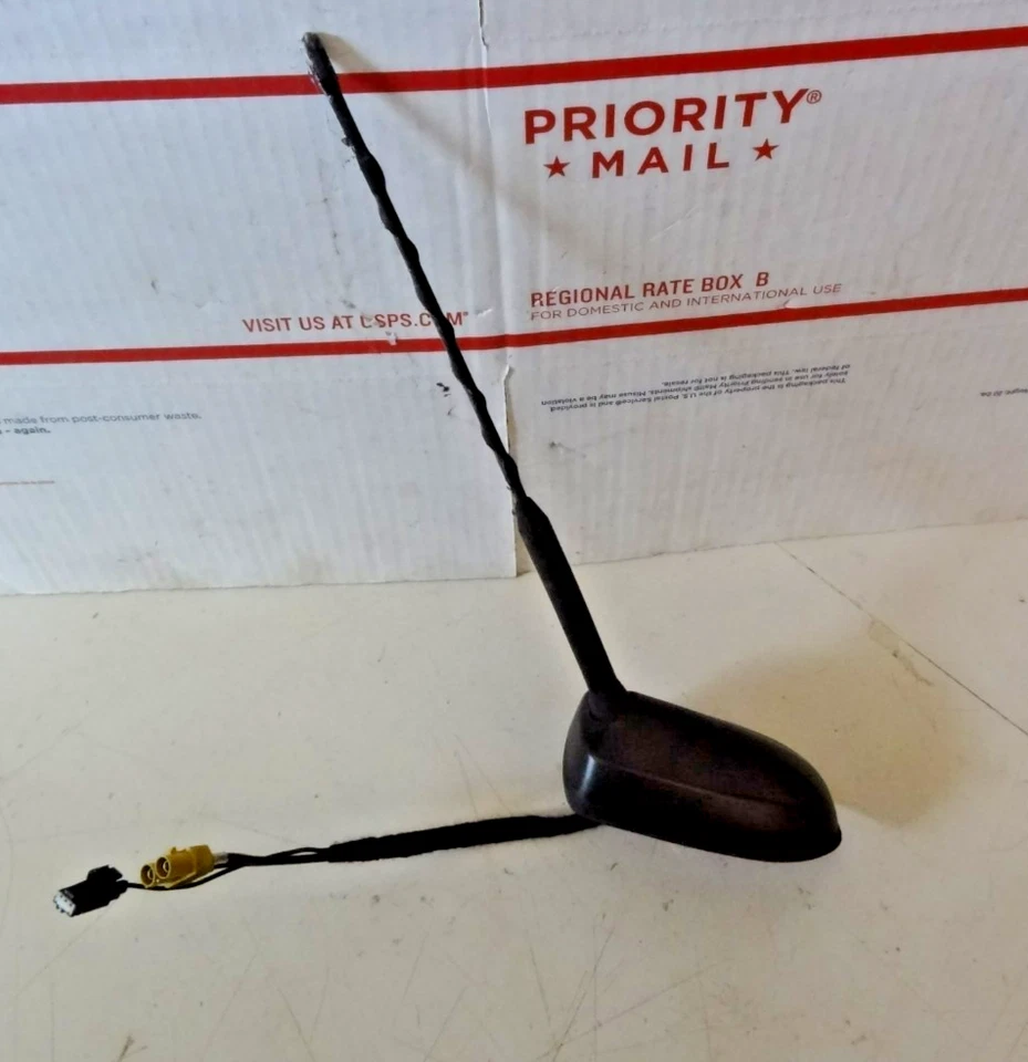 2012 2013 2014 2015 Ford Focus Roof Mounted Antenna Foto 1 de 4