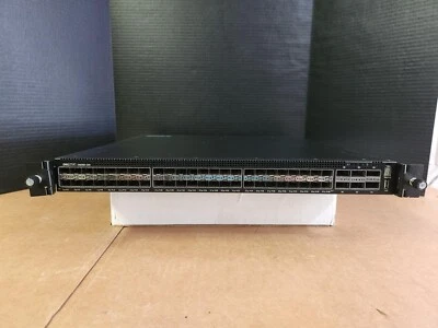 Conmutador Dell Networking S4048-ON 48 puertos 10 GbE SFP+ 6 puertos QSFP doble fuente de alimentación Foto 1 de 4