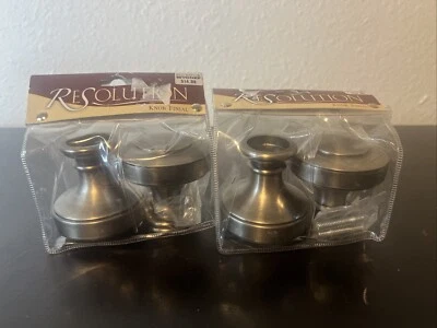 Juego de 4 remates de barra de cortina de perilla de castillo de níquel cepillado ReSolution nuevo en paquete Foto 1 de 4