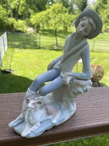 Lladro Figurine SHEPHERD W/ DOG #4659 Matte Finish Excellent Condition - Picture 1 of 6