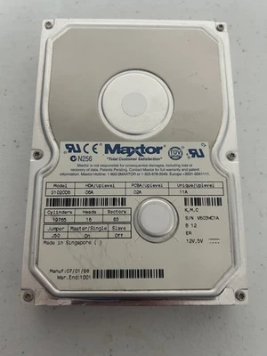 MAXTOR 91020D6  10GB 5400RPM ATA 33 3.5 512KB Cache DiamondMax - VINTAGE - Image 1 of 4