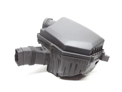 Volvo XC60 2012 Diesel air filter box 30792196 LGI100783 - Image 1 of 3