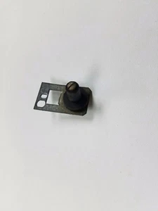 Mercedes Benz 107/116 Chassis Transistor Radio Mounting Bracket Bas Bracket - Picture 1 of 1