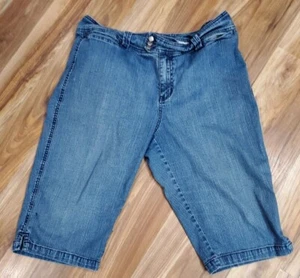 VENEZIA WOMEN'S BERMUDA SHORTS SIZE 20  - Picture 1 of 6