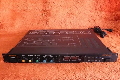 USED Roland SDE-2500 Digital Delay Rack Effect Vintage from Japan U150 180702 - Image 1 of 4