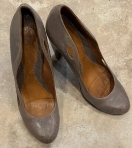 CHIE MIHARA Shoes Pumps Taupe Tan Greige 40 WORN ONCE Distressed Leather - Picture 1 of 6
