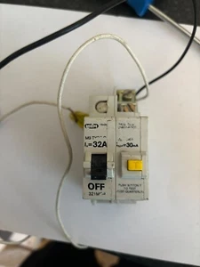 MEM 321MCR 32 AMPERIOS TIPO C M9 30mA MCB/RCD COMBINACIÓN - Imagen 1 de 1