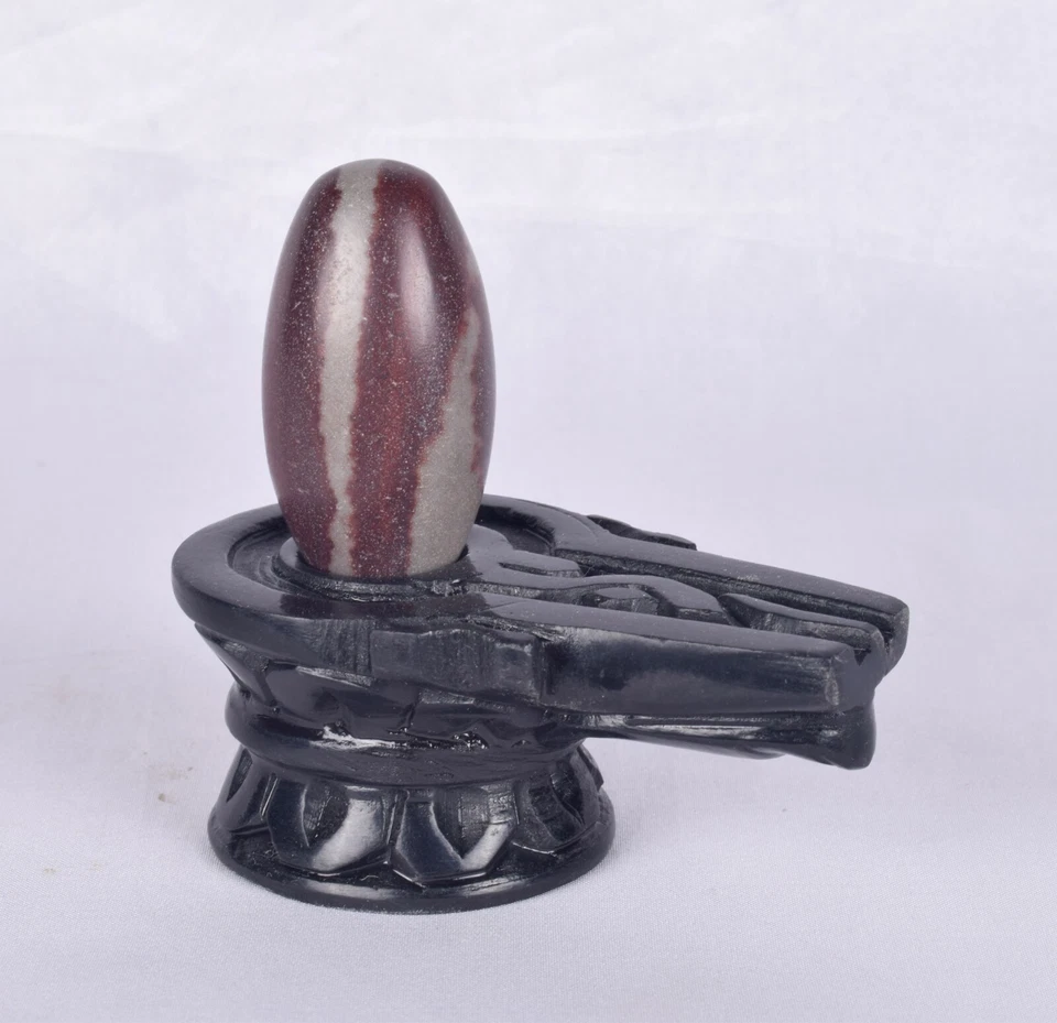 Piedra de candado de mármol base Yoni con lingam hecha a mano decoración de templo para el hogar Foto 1 de 4