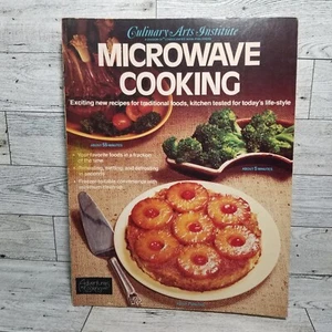 Culinary Arts Institute Microwave Cooking 1977 Paperback Adventures in Cooking - Picture 1 of 10