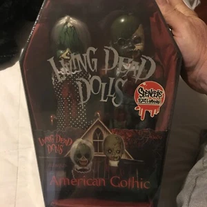 Muñecas Living Dead ~ American Gothic, exclusivas de Spencer, sin abrir - Imagen 1 de 5