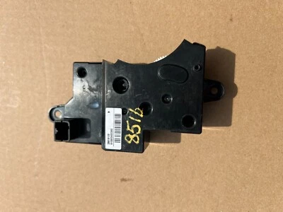 Dodge Grand Caravan 2012-2020 sensor de ángulo de dirección OEM 28616109 Foto 1 de 4