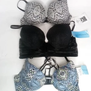 Padded Push-up Bra Bundle Womens 34B Lot of 3 Geometric Black White, Blue Bras - Picture 1 of 8