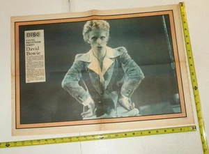 DAVID BOWIE Vintage UK Newspaper 1975 Poster 16 1/2 X 23 Inches Soul Rock Glam - Picture 1 of 1