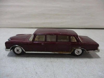 Corgi Toys 梅赛德斯奔驰 600 铂尔曼 — 第 1/4 张图片