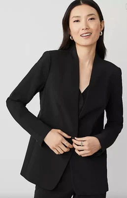 NEW ANN TAYLOR BLACK PETITE LONG COLLARLESS FLUID CREPE BLAZER JACKET SZ 6P - Image 1 of 4