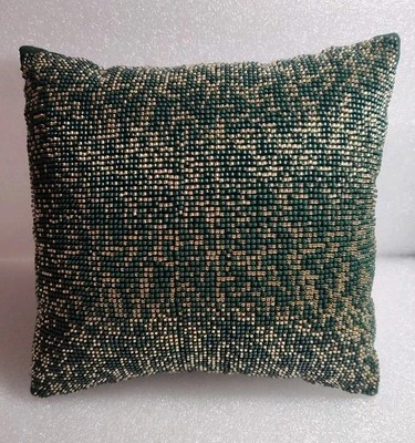 Almohada con cuentas de oro verde cuadrada de 9 pulgadas todos los días o vacaciones de Navidad  Foto 1 de 4
