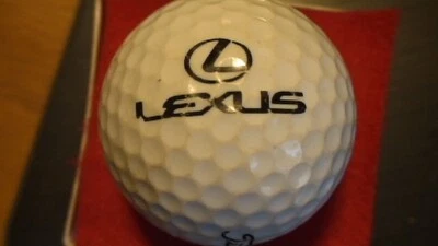 Bola de golfe vintage com logotipo Lexus ***Titleist DT 2 peças*** L11 - Imagem 1 de 3